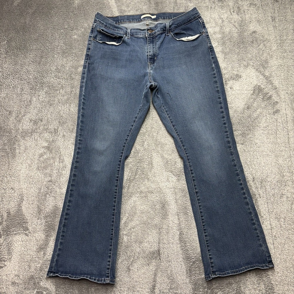 Levi's Curvy Bootcut Jeans Women's Size 34x30 Medium Wash Stretch Denim Flare